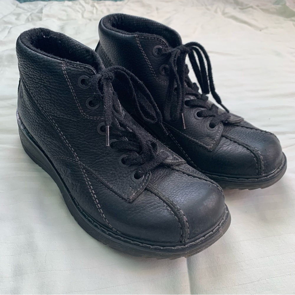 dr. Martens claudia black ankle boots